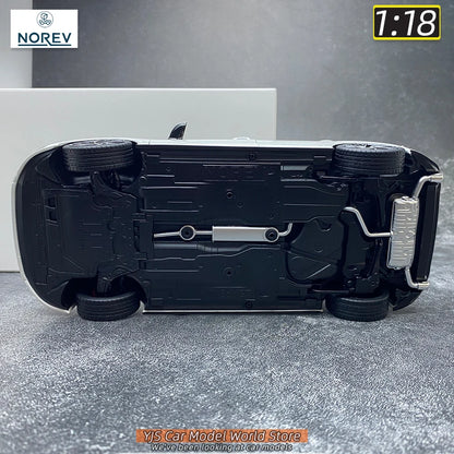 1:18 Volkswagen Golf GTI 2021