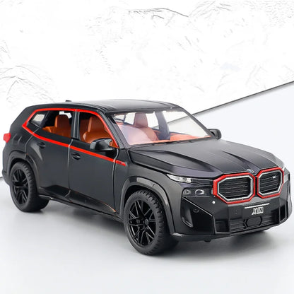 1:32 BMW XM