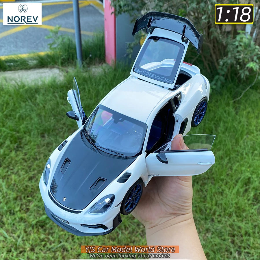 1:18 Porsche 718 Spyder RS 2023