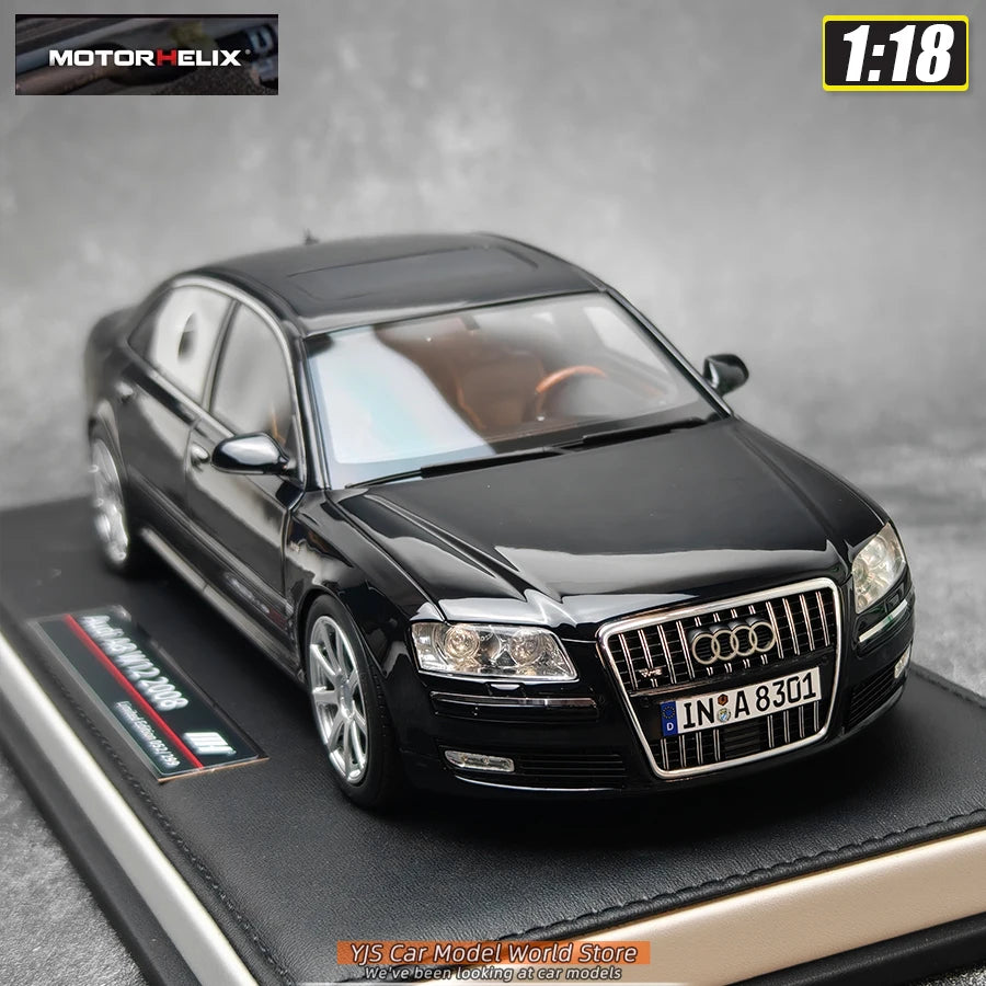 1:18 Audi A8 W12 2008