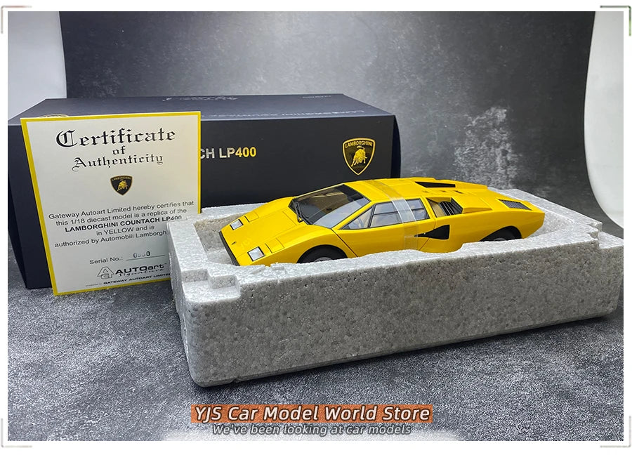 1:18 Lamborghini Countach LP400