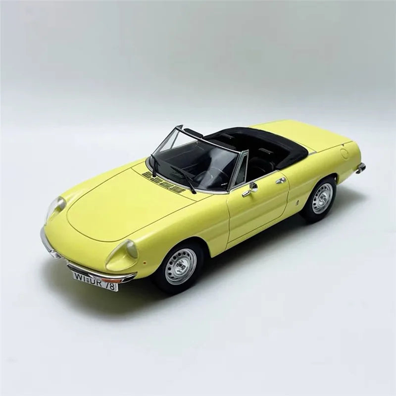 1:18 Alfa Romeo 2000 Spider