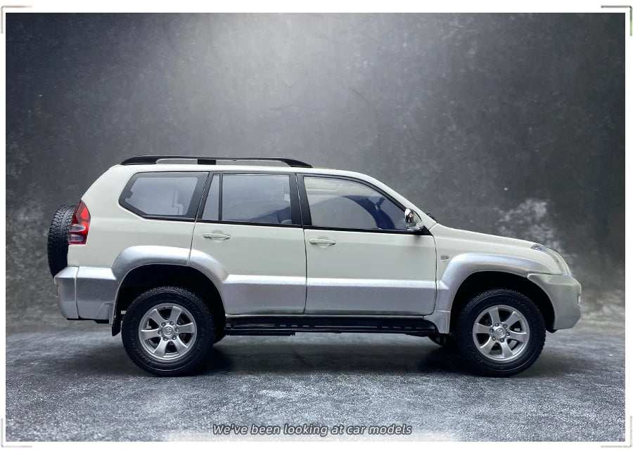1:18 TOYOTA PRADO GX  2008