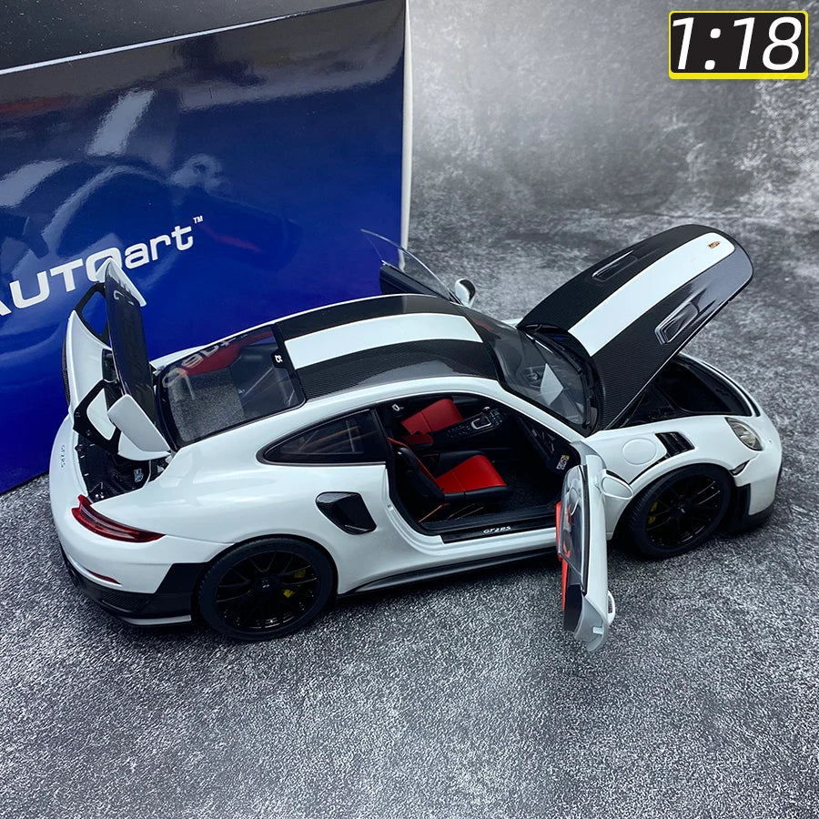 1:18 Porsche 911 (991.2) GT2 RS