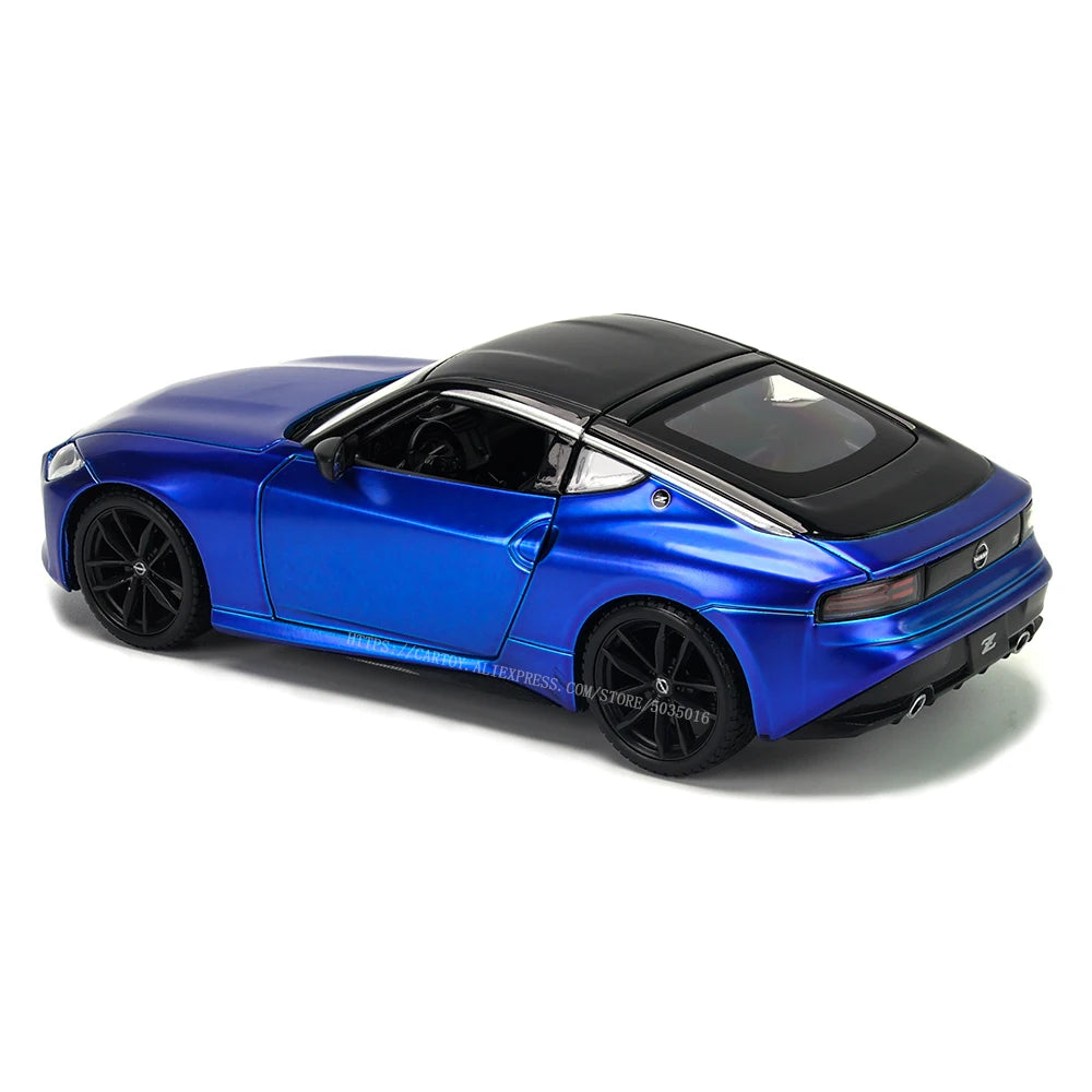 1:24 2023 Nissan Z Blue