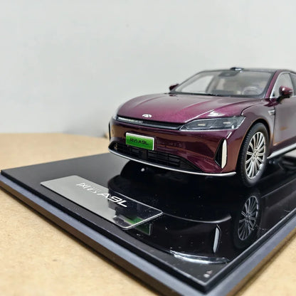 1:18 Chery Fengyun A9