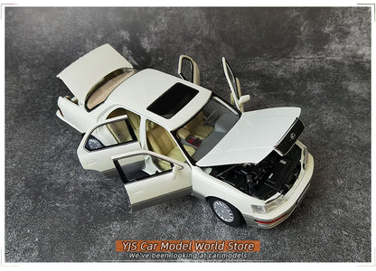 1:18 Lexus LS400