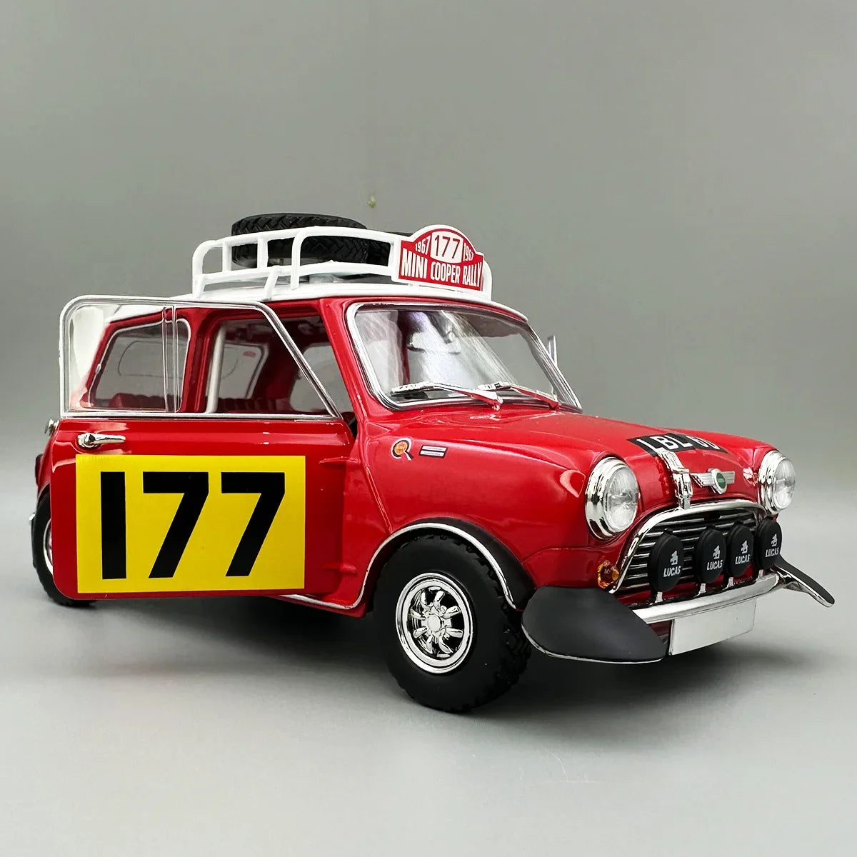 1:18 MINI COOPER