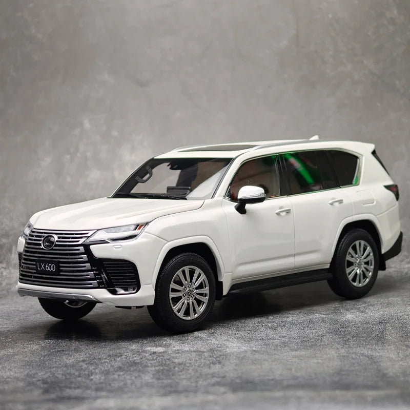 1:18 Lexus LX600