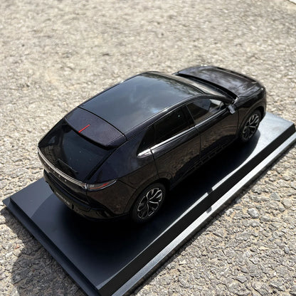 1:18 Mazda EZ-60 EZ60