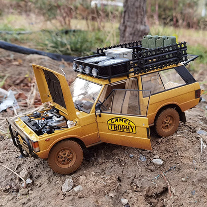 1:18 1982 Range Rover Camel Cup Dirty Edition Racing