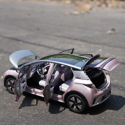 1:18 BYD Dolphin 2021