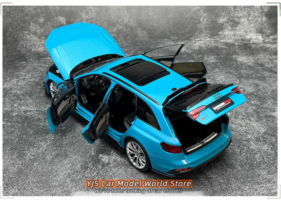 1:18 Audi RS4
