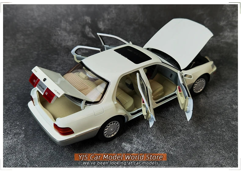 1:18 Lexus LS400