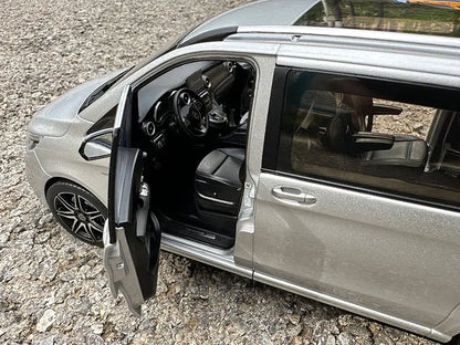 1:18 Mercedes-Benz V260 Viano MPV V-Class
