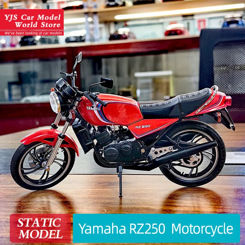 1:12 Yamaha RZ250