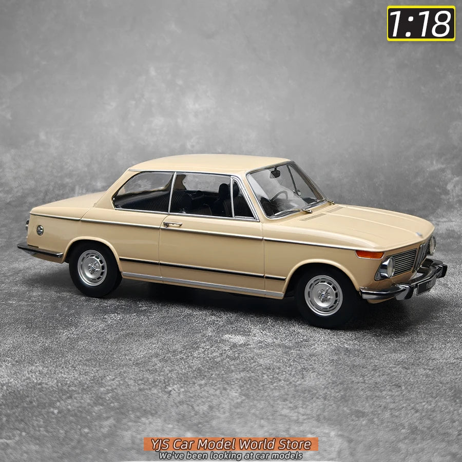 1:18 Mercedes-Benz 300SEL 6.3 W109 1967-1972