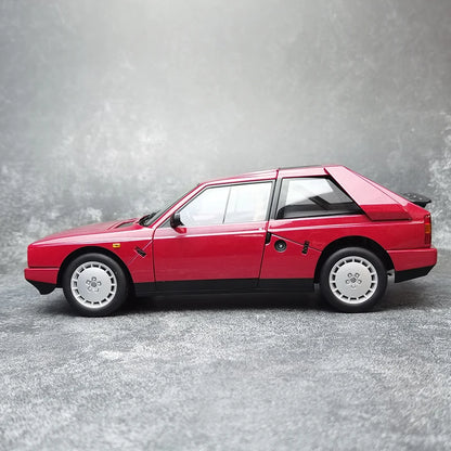 1:18  Lancia Delta S4 1985