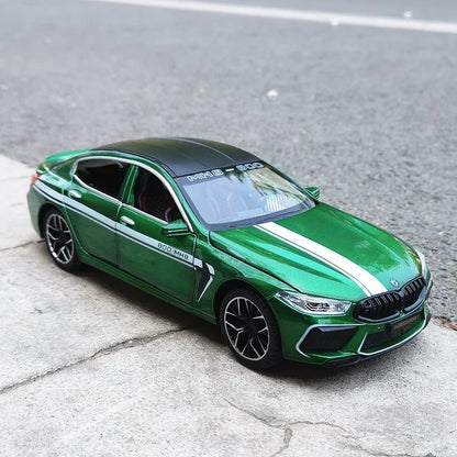 1:24 BMW M8 MH8 800 MANHART