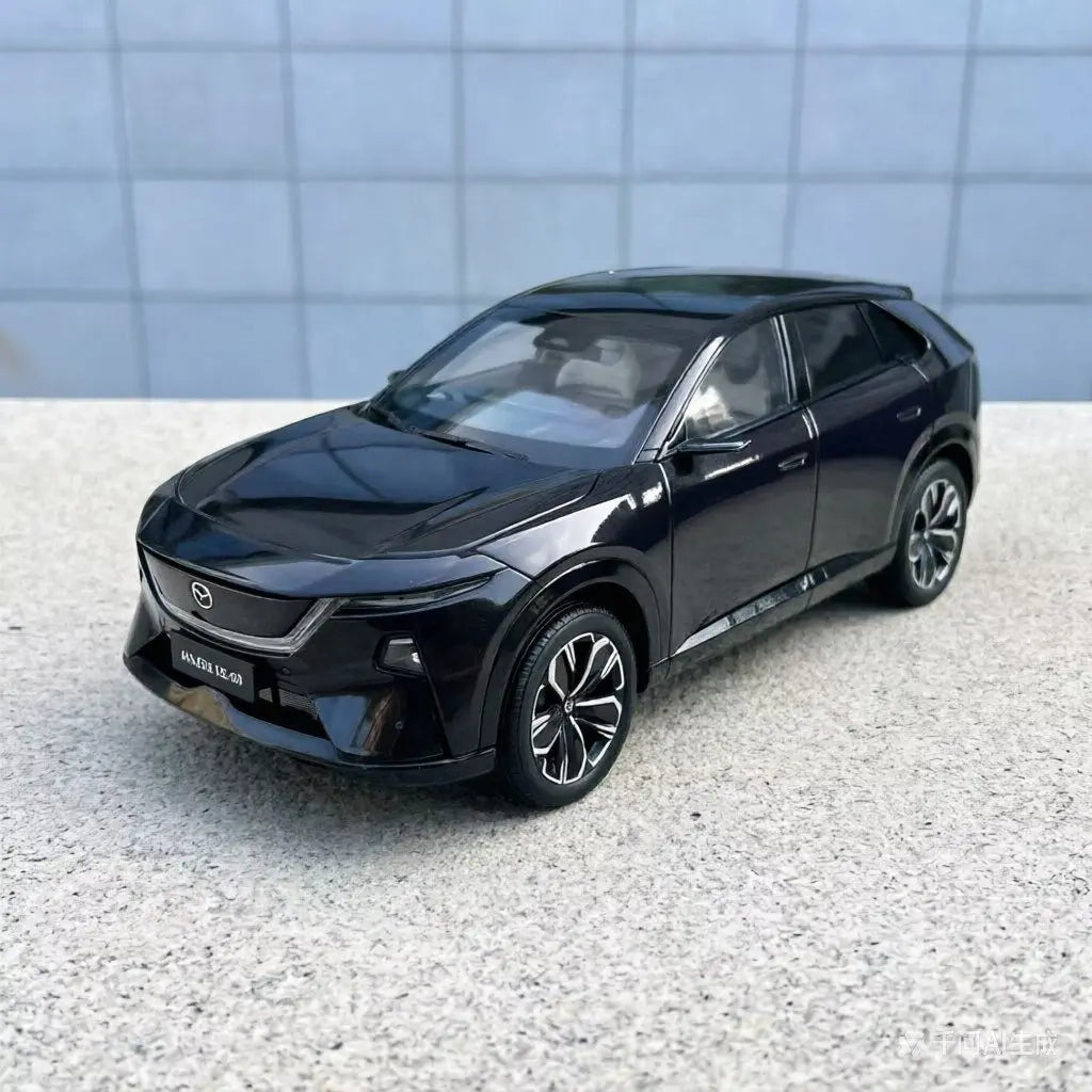 1:18 MAZDA EZ-60 EZ60