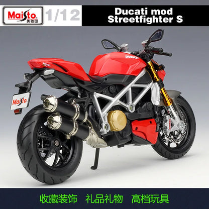 1:12 Ducati Street Fighter S Mock-up
