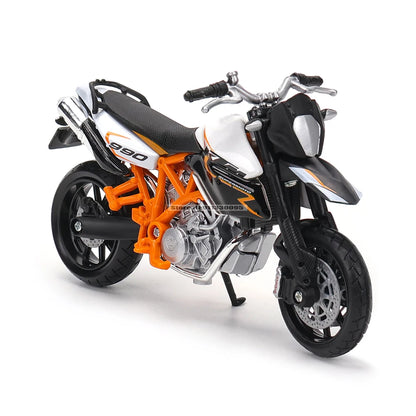 1:18 KTM 990 GSX-R1000 YAMAHA Ducati 450F