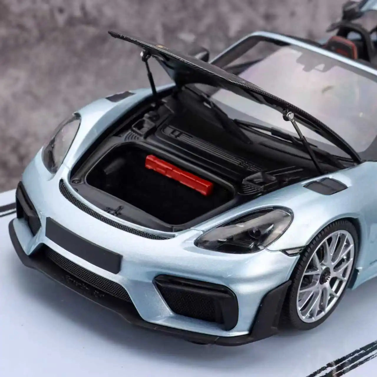 1:18 Porsche 718 Spyder