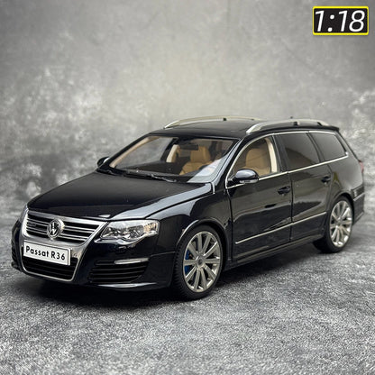 1:18 Volkswagen Passat Estate R36