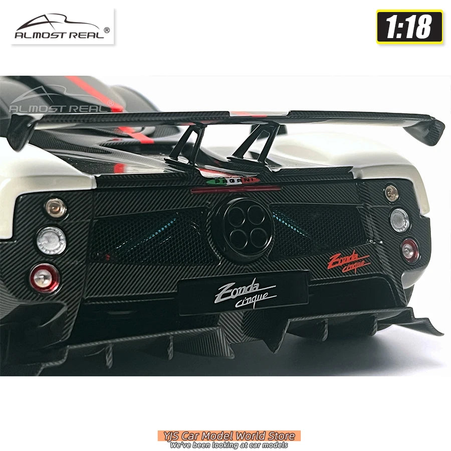 1:18  Pagani Zonda Cinque Coupe  2009