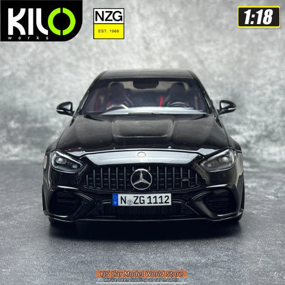 1:18 Mercedes-Benz C63