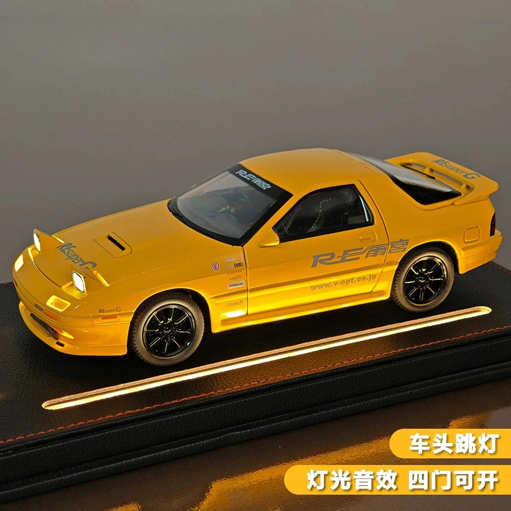 1:24 Mazda RX7