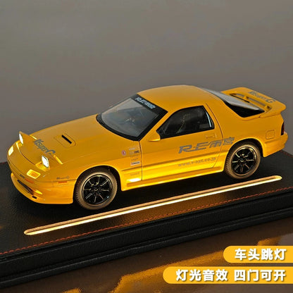1:24 Mazda RX7