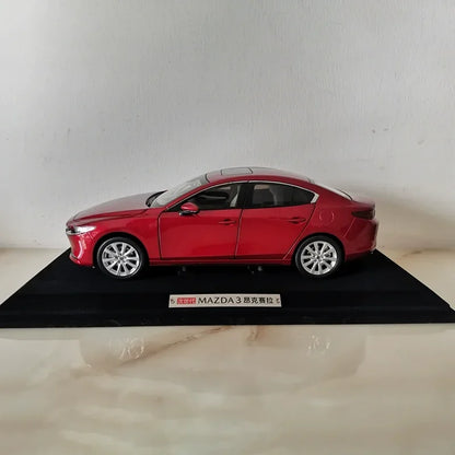 1:18 MAZDA 3 AXELA