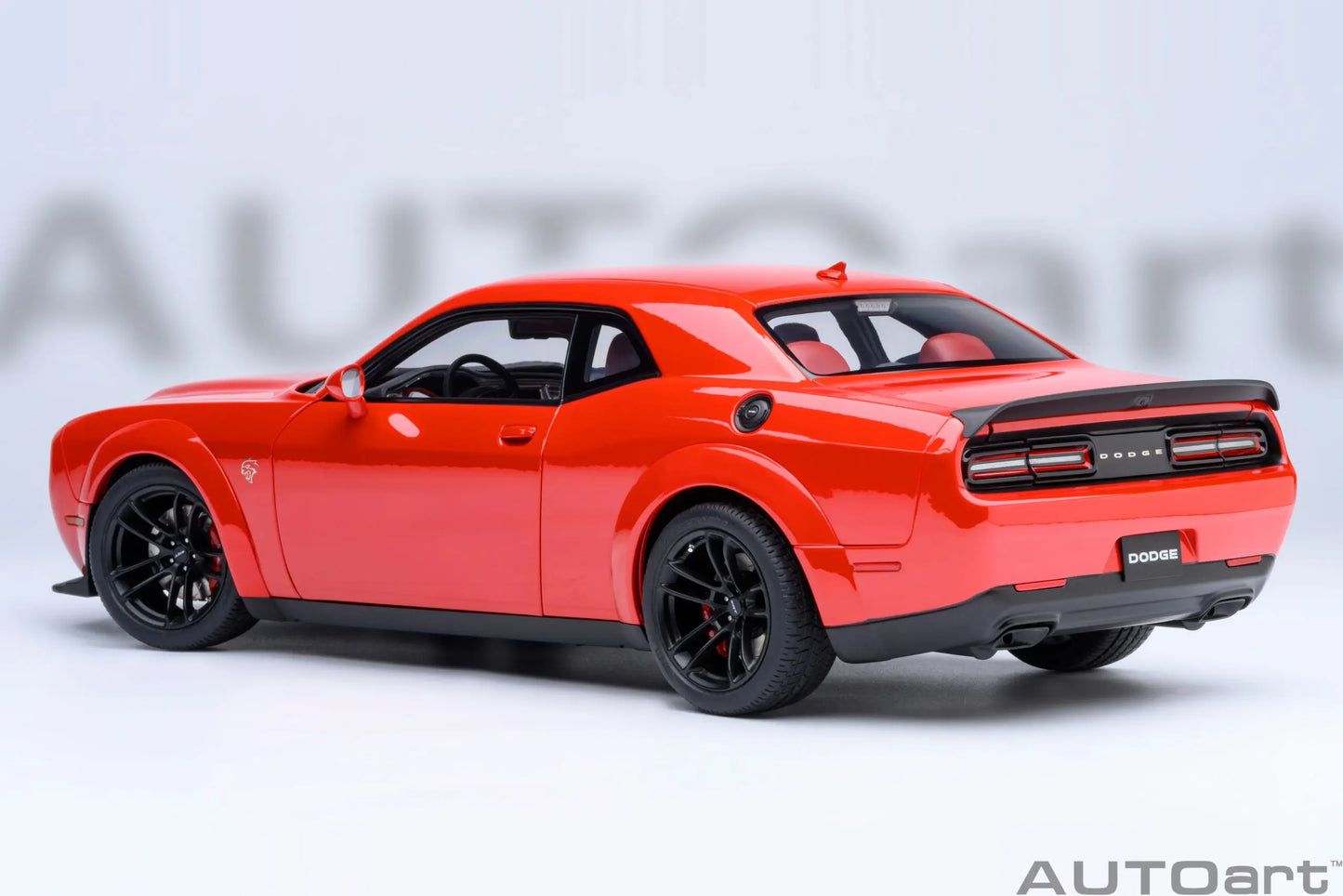 1:18 DODGE CHALLENGER SRT JAILBREAK 2022