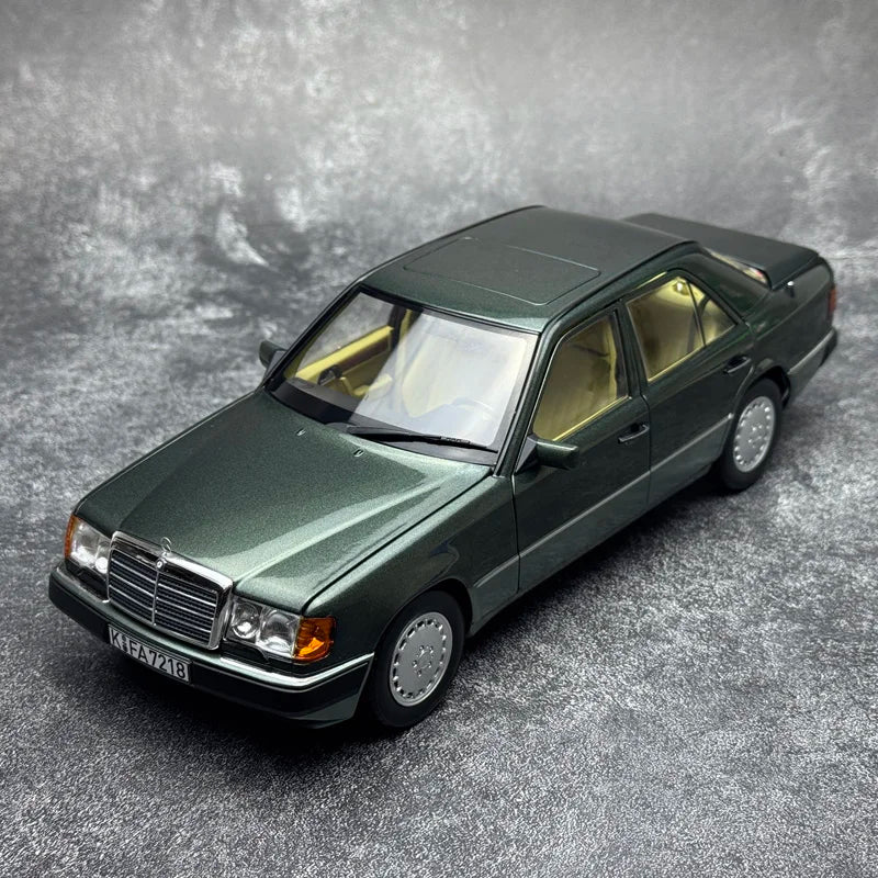 1:18 Mercedes-Benz  230E W124 1990
