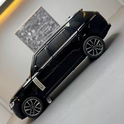 1:32 Range Rover SV