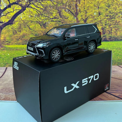 1:18 Lexus LX570