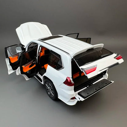 1:18 Lexus LX570