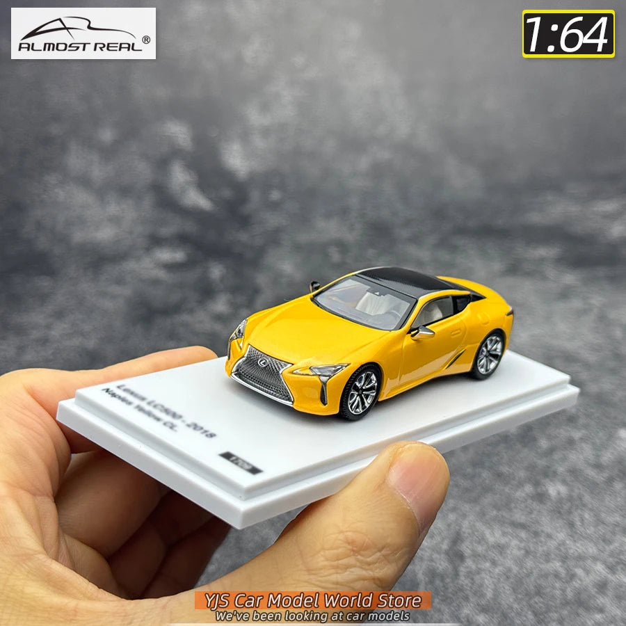 1:64 Lexus LC500 2018