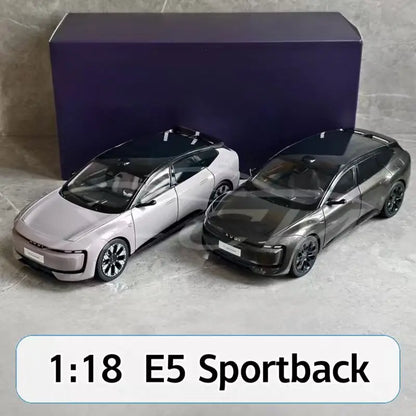 1:18 Audi E5 Sportback