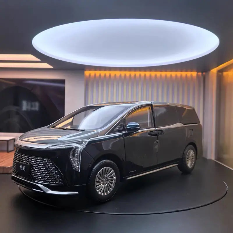1:18 Buick GL8 Century MPV