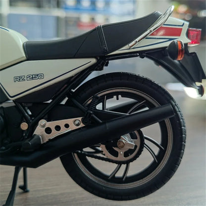 1:12 YAMAHA RZ250 RD250LC