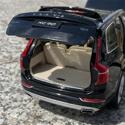 1:18 Volvos XC90