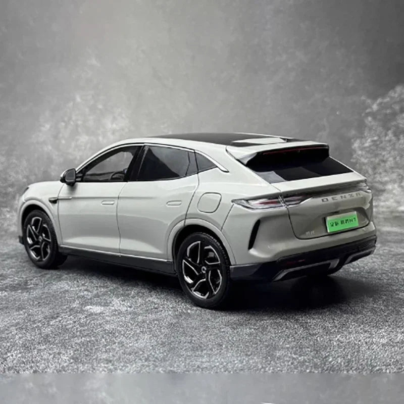 1:18 BYD Denza N7