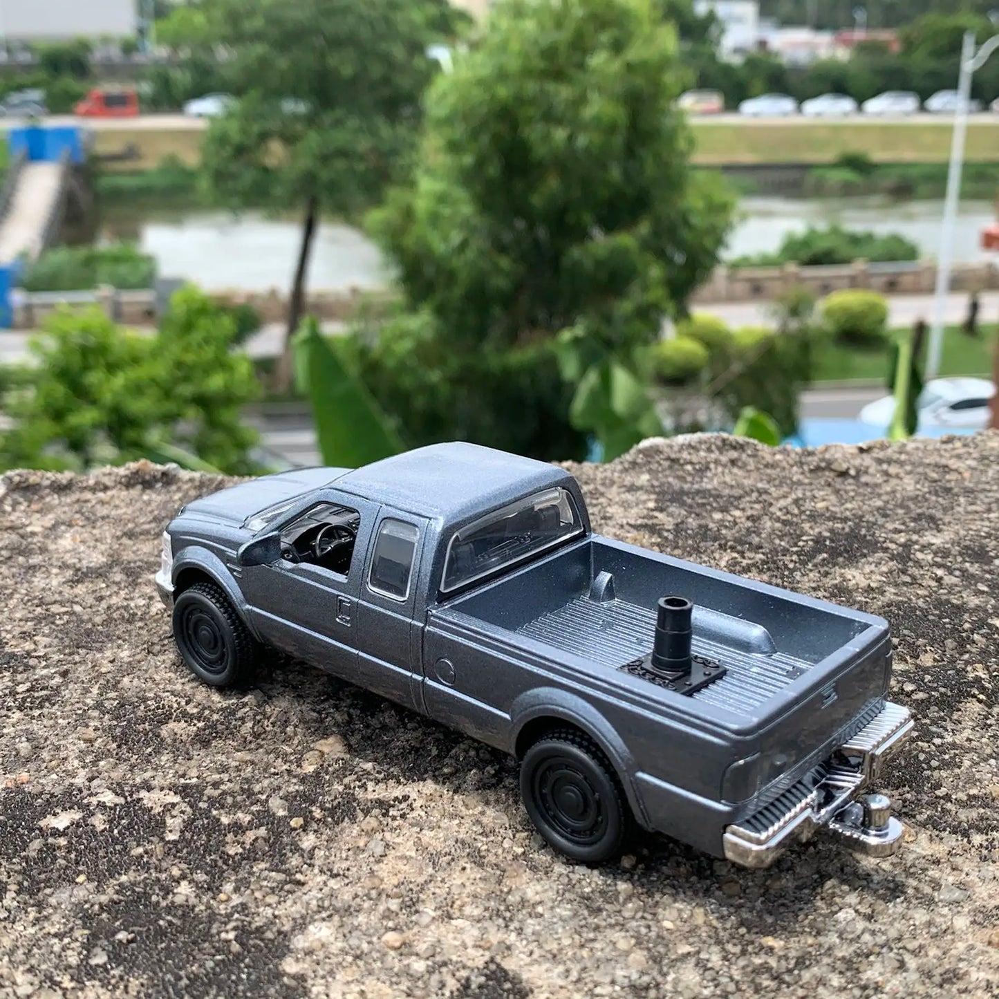 1:43 Ford F250  F 250 Pickup Truck