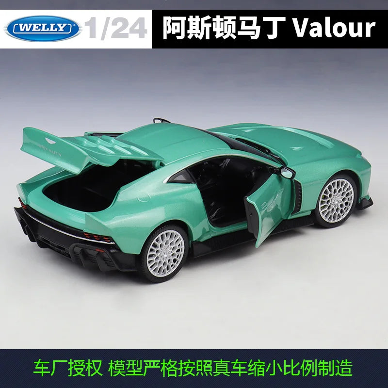 1:24 Aston Martin Valour