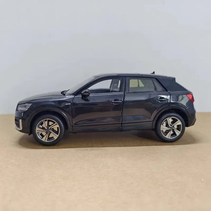 1:18 Audi Q2L
