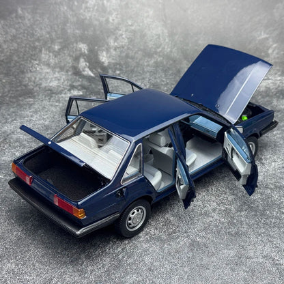 1:18 Volkswagen1983 Santana B2