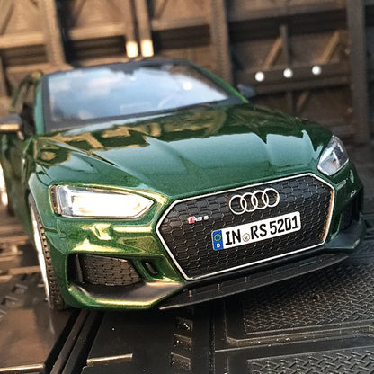 1:24 Audi RS5 Coupe