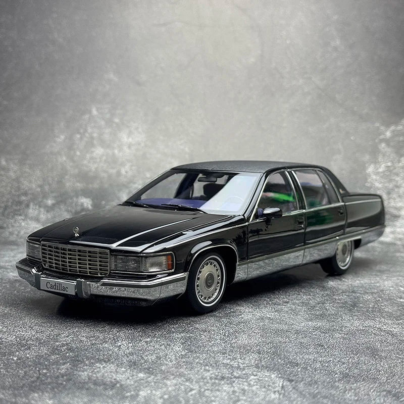 1:18 Cadillac Fleetwood